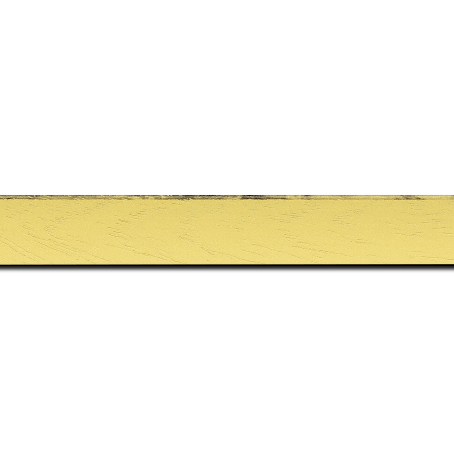 Baguette longueur 1.40m bois profil concave largeur 2.4cm couleur jaune tonique satiné arêtes essuyés noircies de chaque coté
